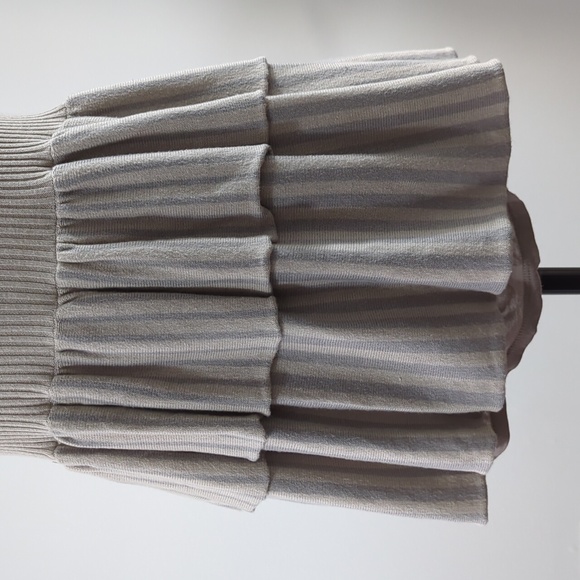 Lino Factory Two Piece Sleeveless Shirt Set - Picture 6 of 15